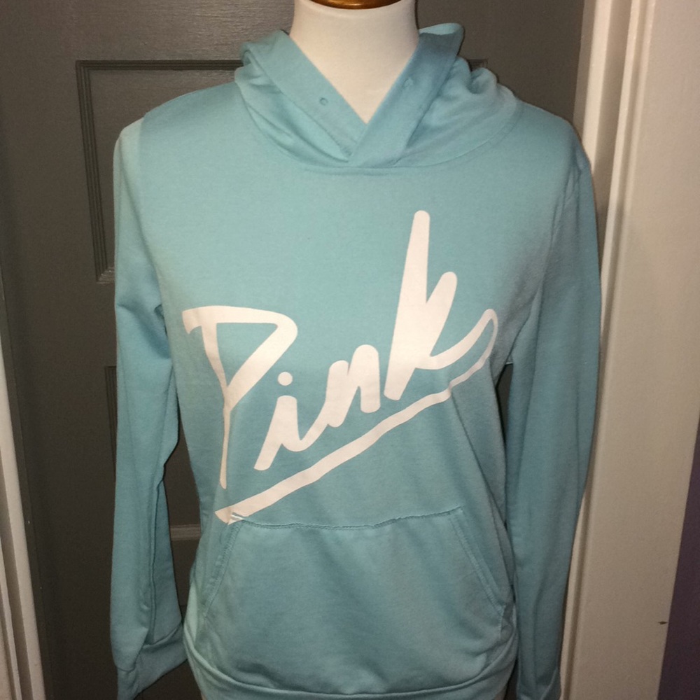 ❤️ Blue light weight hoodie with The word “pink”